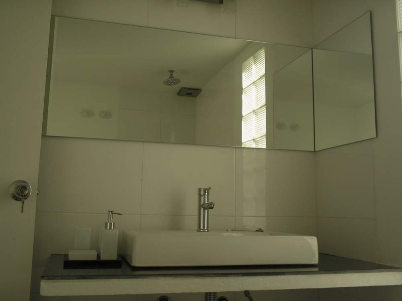 Casa moderna en Manantiales a tres cuadras del mar